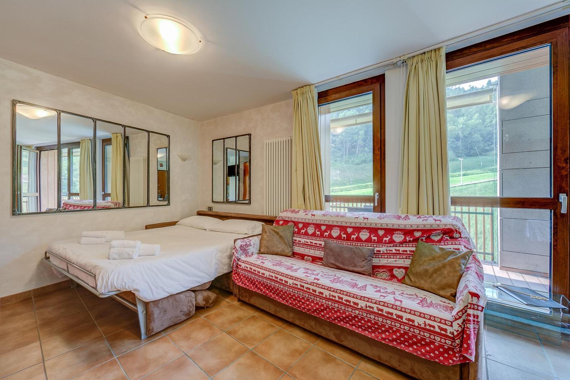 La Marmotta Campo Smith On The Ski Slopes - Happy Rentals Бардонеккія Екстер'єр фото